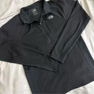Men’s North Face quarter zip (S)